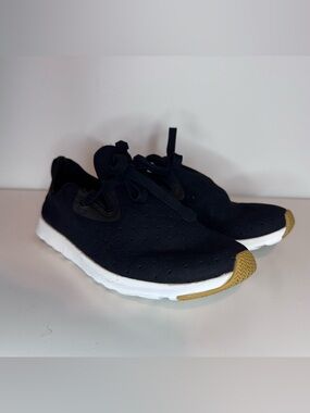 Native Apollo Moc sneakers, great shape